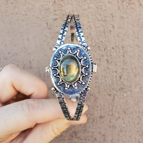 New Unique Labradorite 925 Silver Poison Cuff Bracelet. - Picture 12 of 16